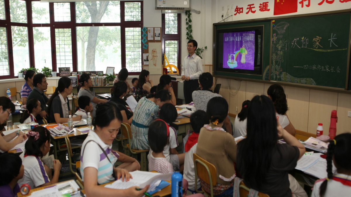 清华附小2011-2012学年第二学期结业仪式和家长会举行