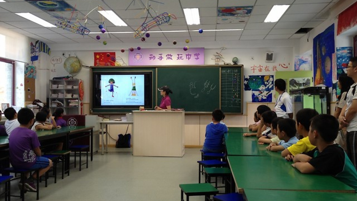 清华附小首次二年级周日亲子读书活动举行