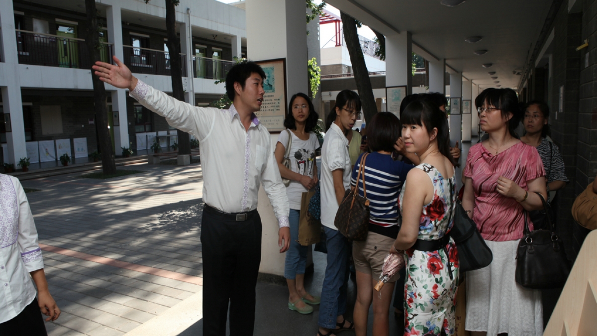 清华附小召开2012级一年级家长培训活动