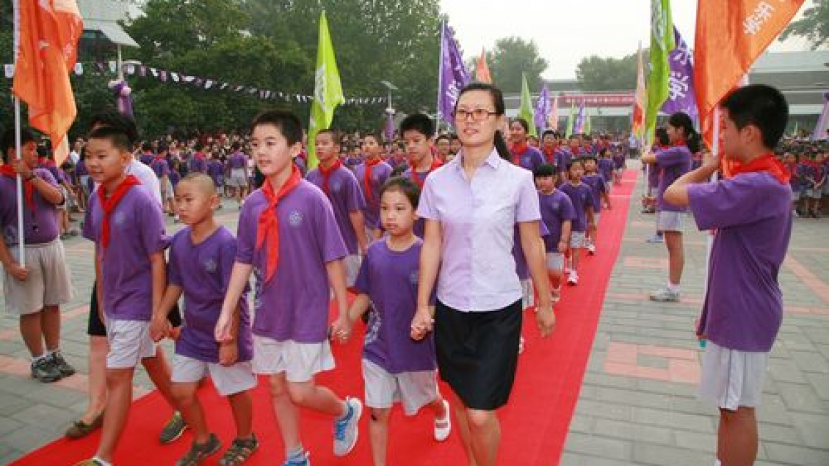 清华附小2012-2013年度第一学期开学典礼隆重举行