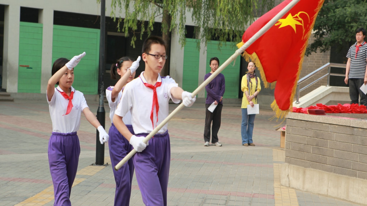 2010——2011学年度清华附小一年级入队仪式