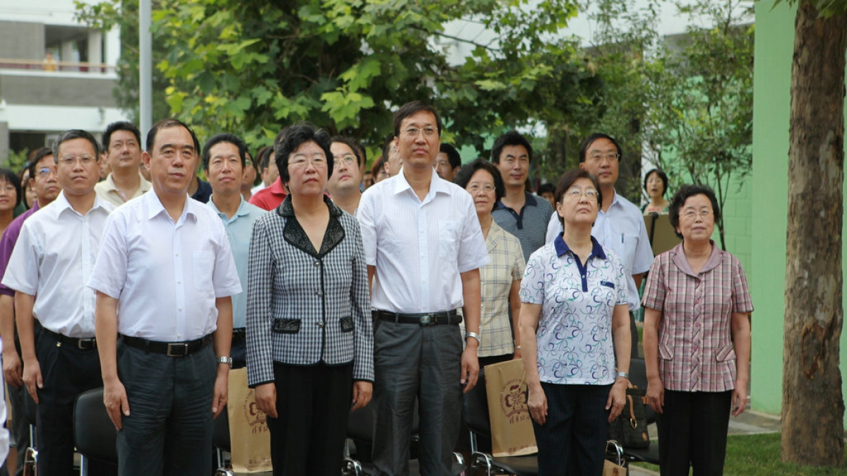 我校召开2011-2012学年度第一学期开学典礼