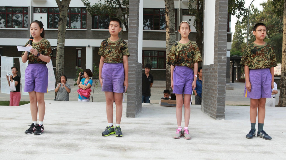 我校举行学生军训汇报展示