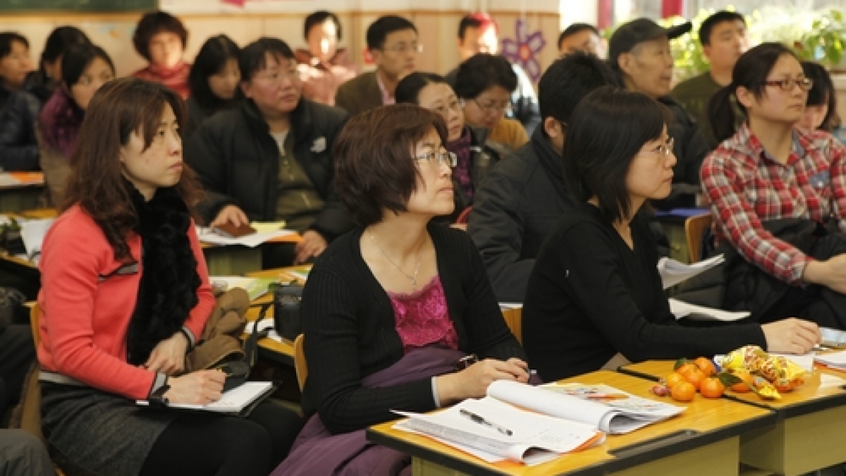 2012-2013年清华附小第一学期家长会圆满结束