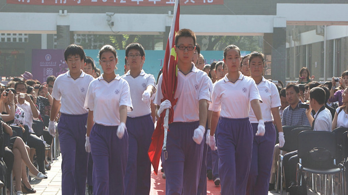 清华附小2012届毕业典礼隆重举行