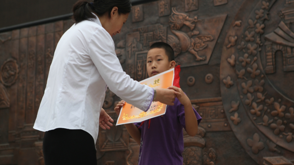 清华附小2011-2012学年第二学期结业仪式和家长会举行