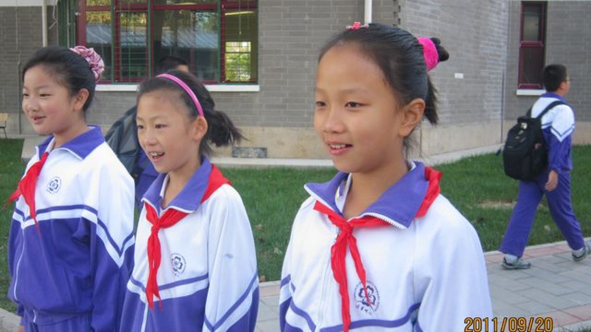 2011届清华附小礼仪队仪仗队成立