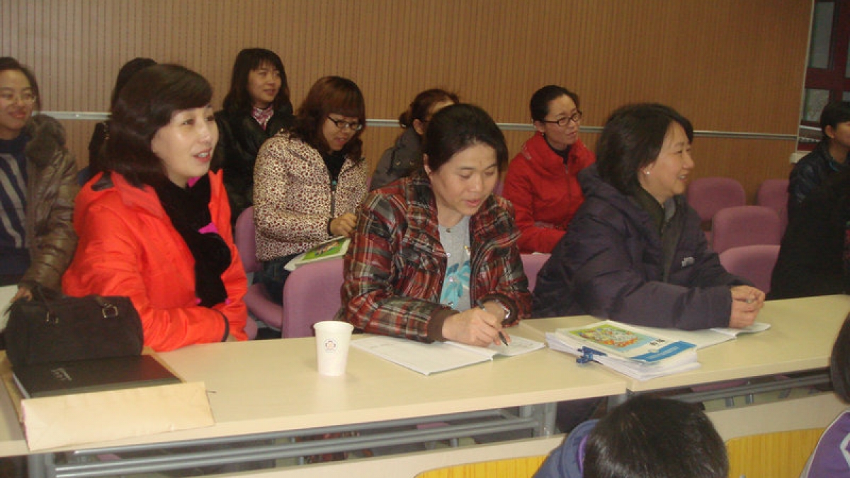 小学数学教育专家吴正宪老师来我校指导工作