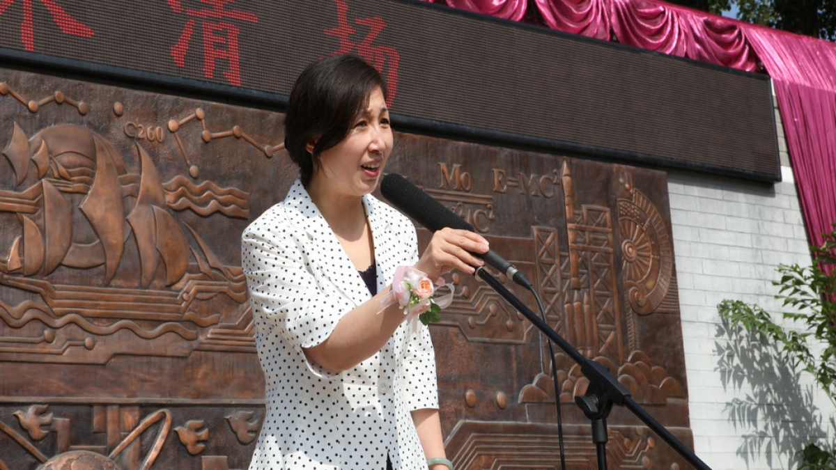 清华附小2012届毕业典礼隆重举行