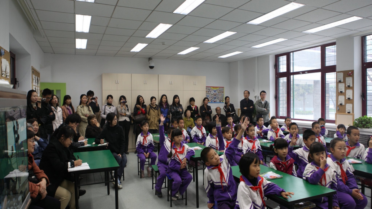 家校携手，共谋发展