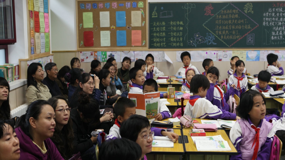 家校携手，共谋发展