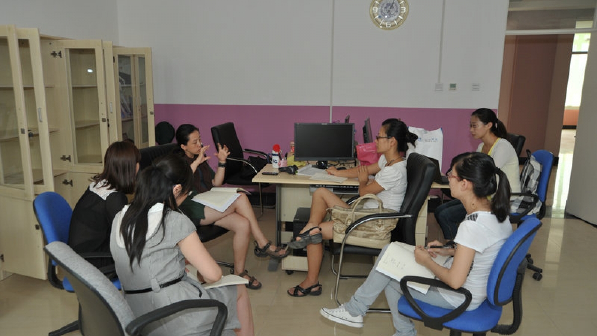 两校址联合开展低年段工作交流会