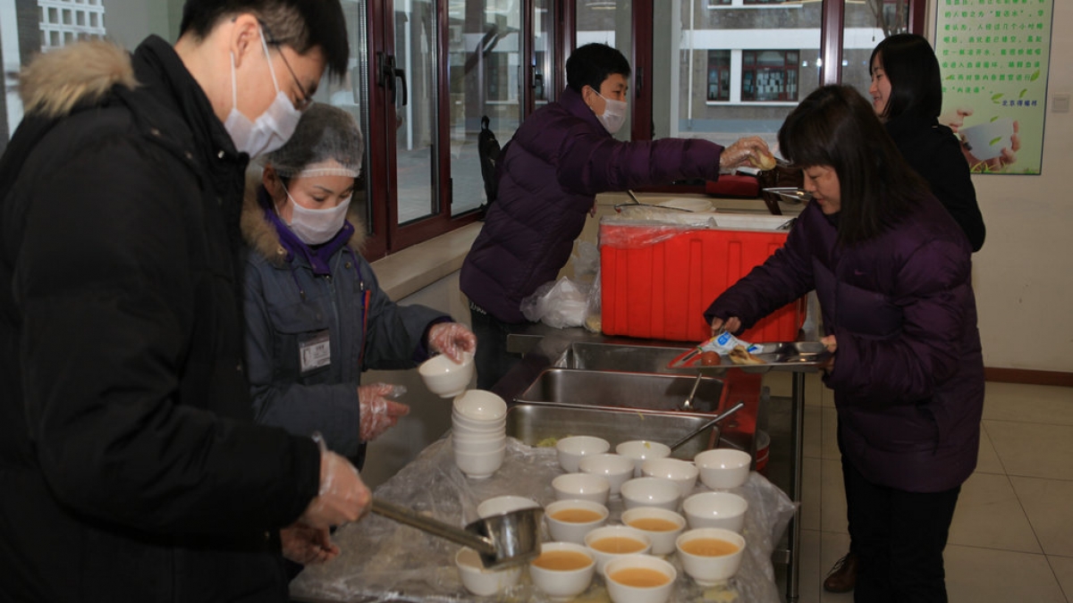 我校开展庆“三八妇女节”系列活动