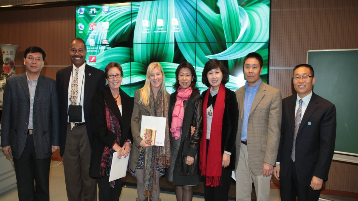 美国教育联合会教育专家来我校作专题报告