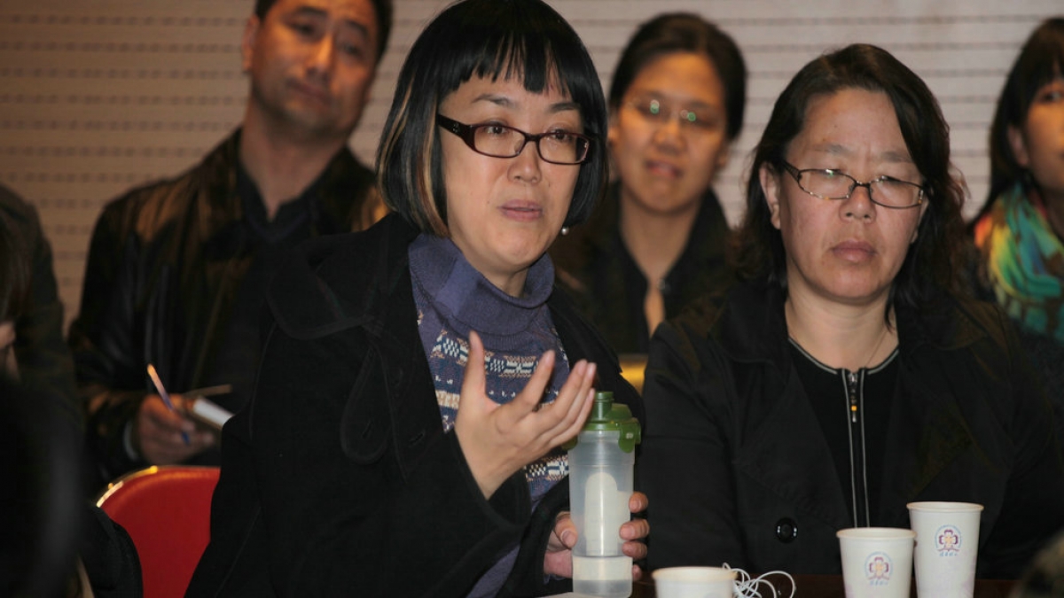 我校召开校级家委会委员座谈会