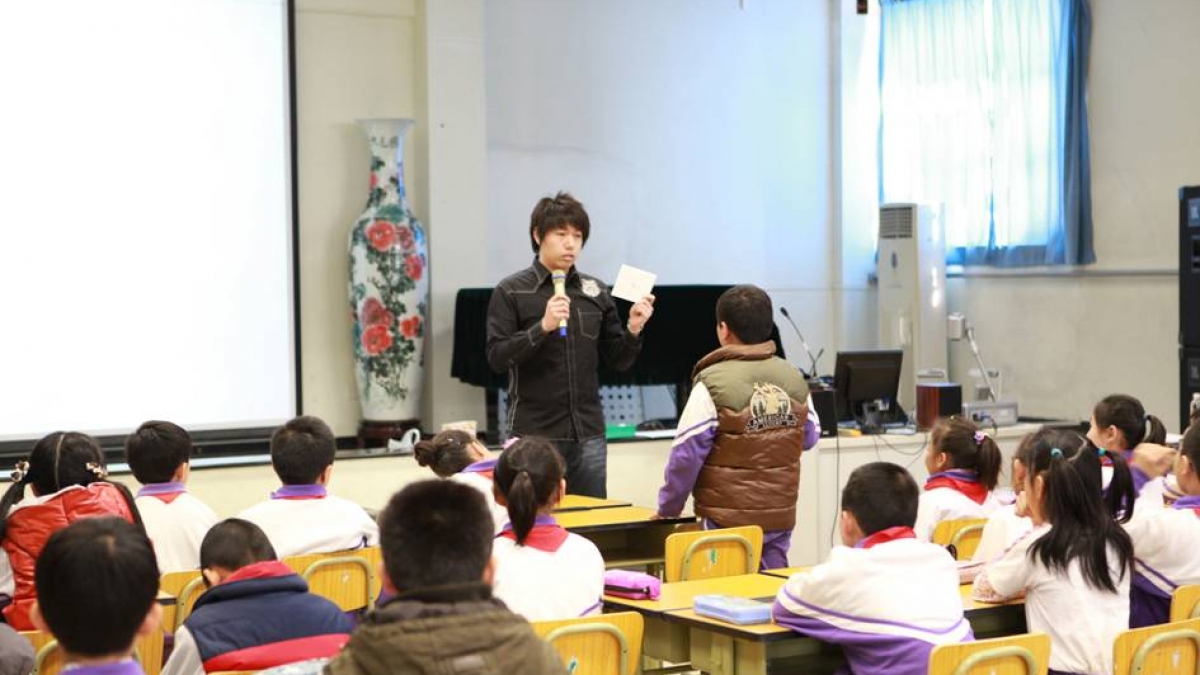 北京教育学院专家老师来我校观摩指导科技教学