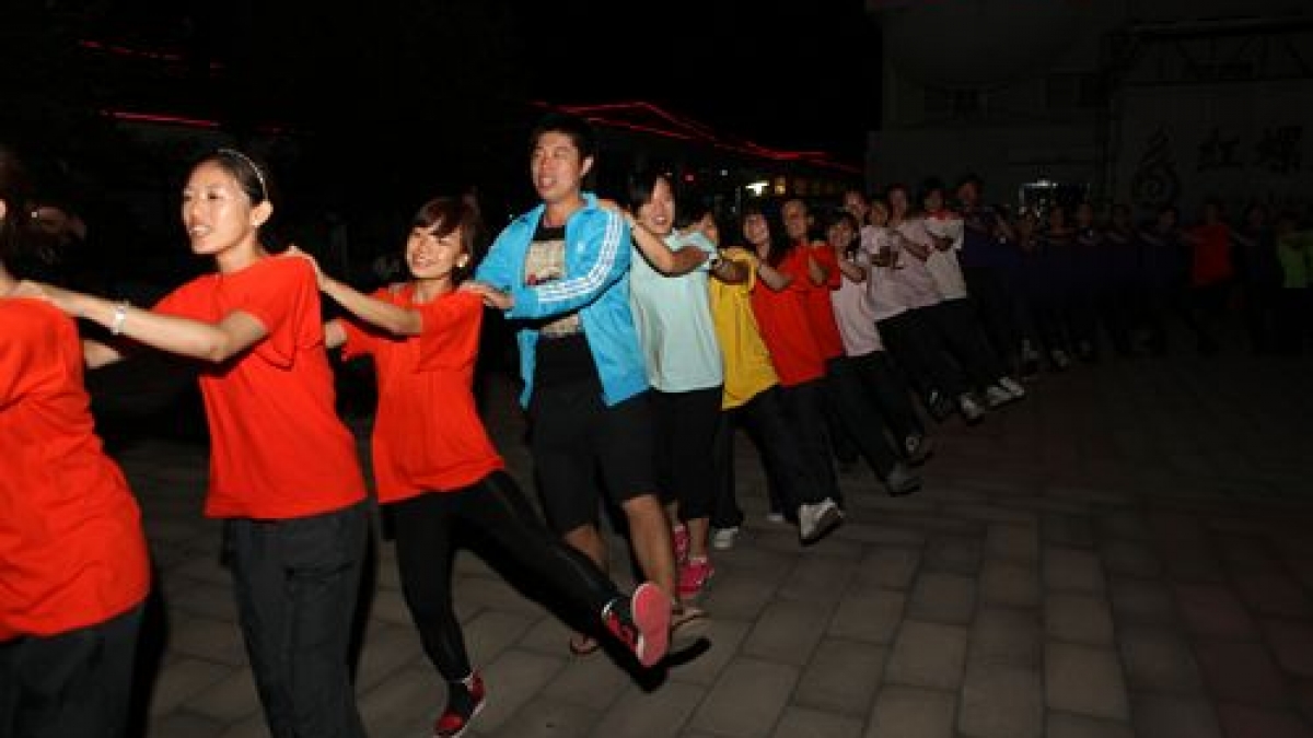 清华附小2012年拓展培训圆满结束