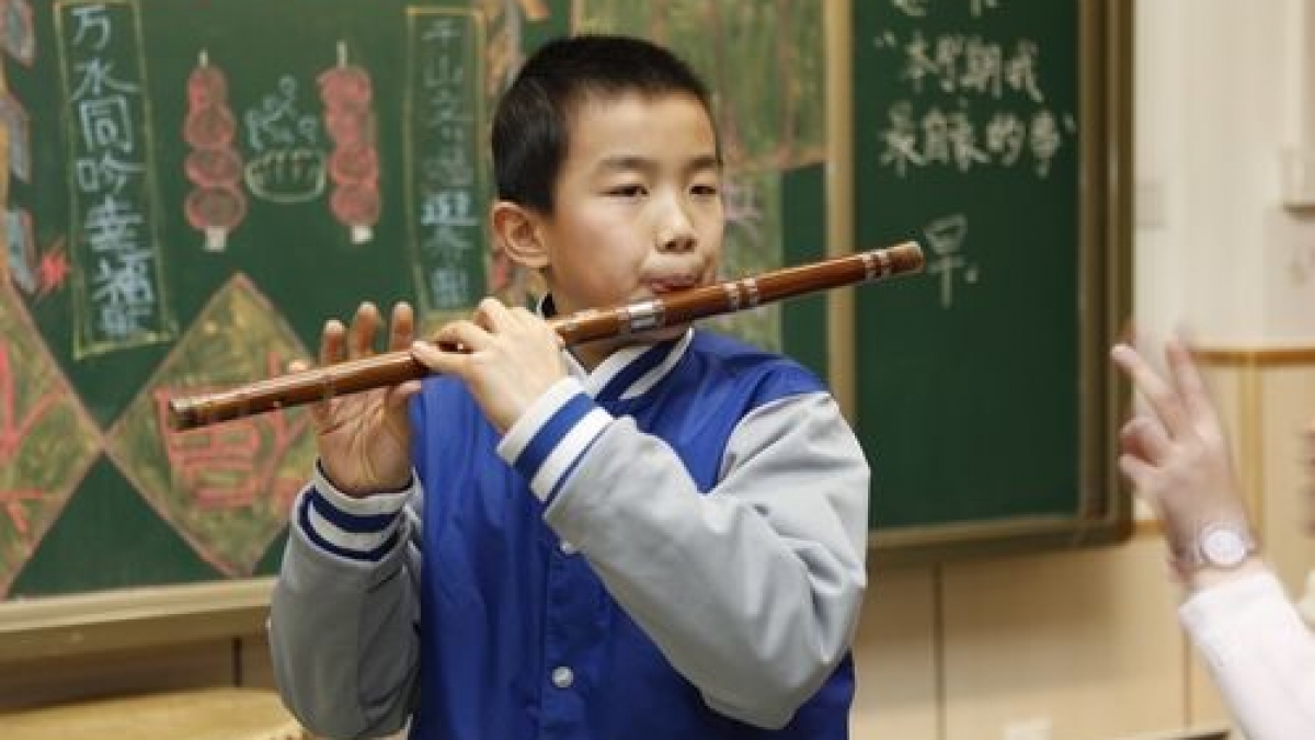 师生联欢迎新年， 美丽附小梦起航