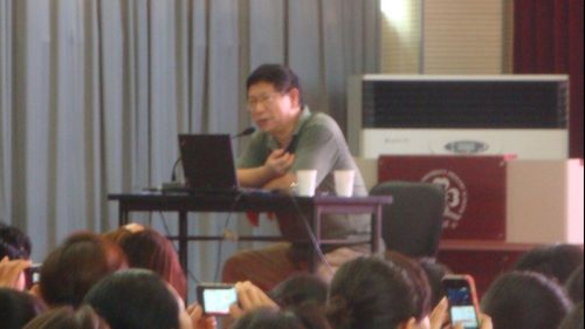 海淀区《义务教育英语课程标准》培训会在我校圆满召开