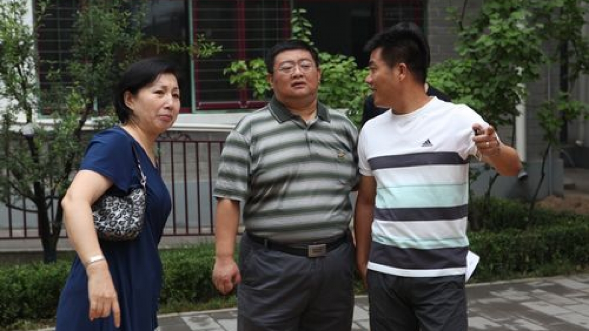 清华大学基建处、总务处领导来校检查安全防范工作