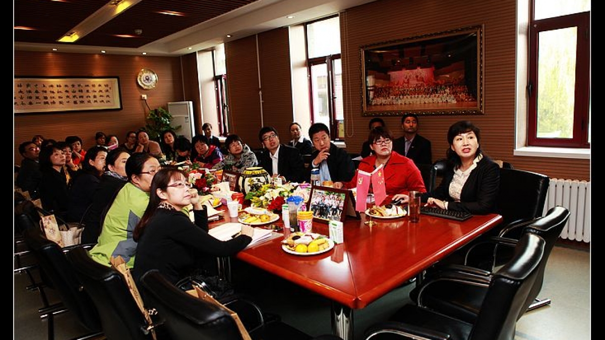 清华附小喜迎区教研室“下校调研”