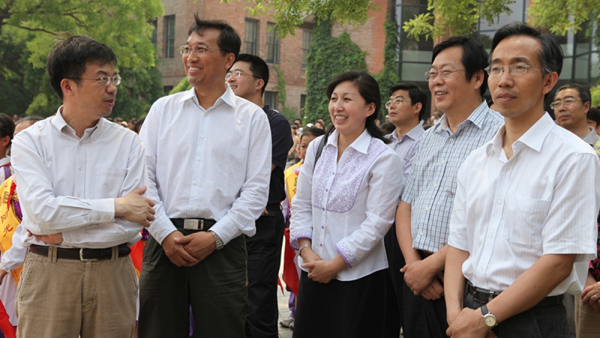 清华附小入队仪式隆重举行