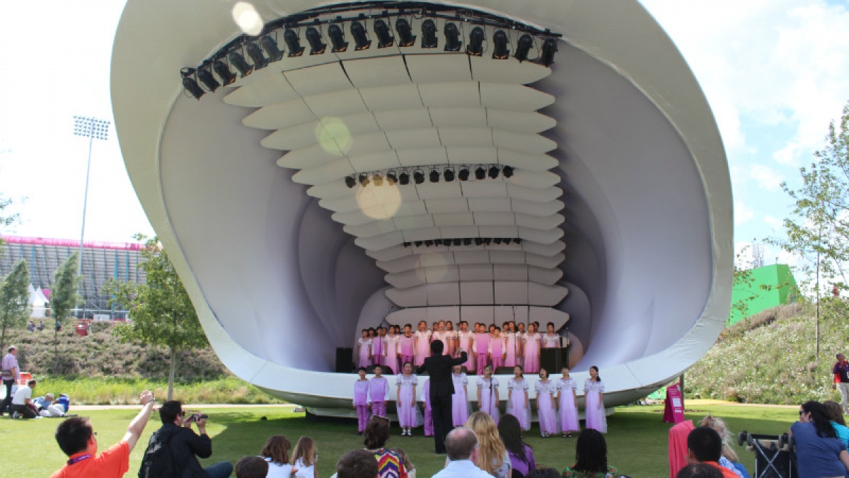 让我们共同为中国灵魂，国际视野的附小学生自豪！