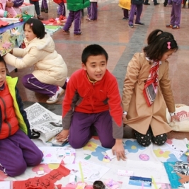 我校首届“迎新年  进社区”书画会隆重举行