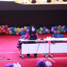 2011——2012学年度家长学校召开