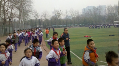 清华附小“阳光体育冬季长跑活动”正式拉开帷幕