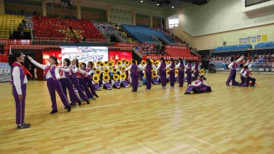 我校学生参加西苑学区第二次少代会