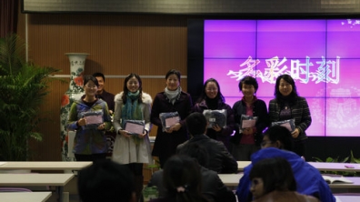 附小工会祝贺11月份过生日的教师