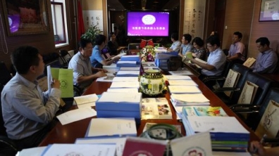 海淀区科技示范校评审团莅临清华附小进行评审活动