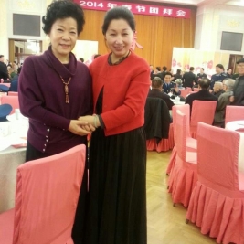 与北京第二实验小学李烈校长合影