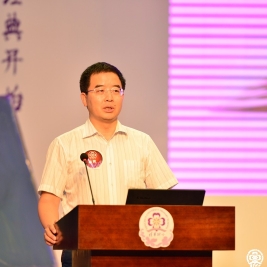 北京市教委委员李奕讲话