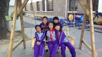 每周之星之我是升旗手——三4班编织小工坊