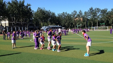 跳绳冠军交织百年梦想——四（3）班的百年畅想