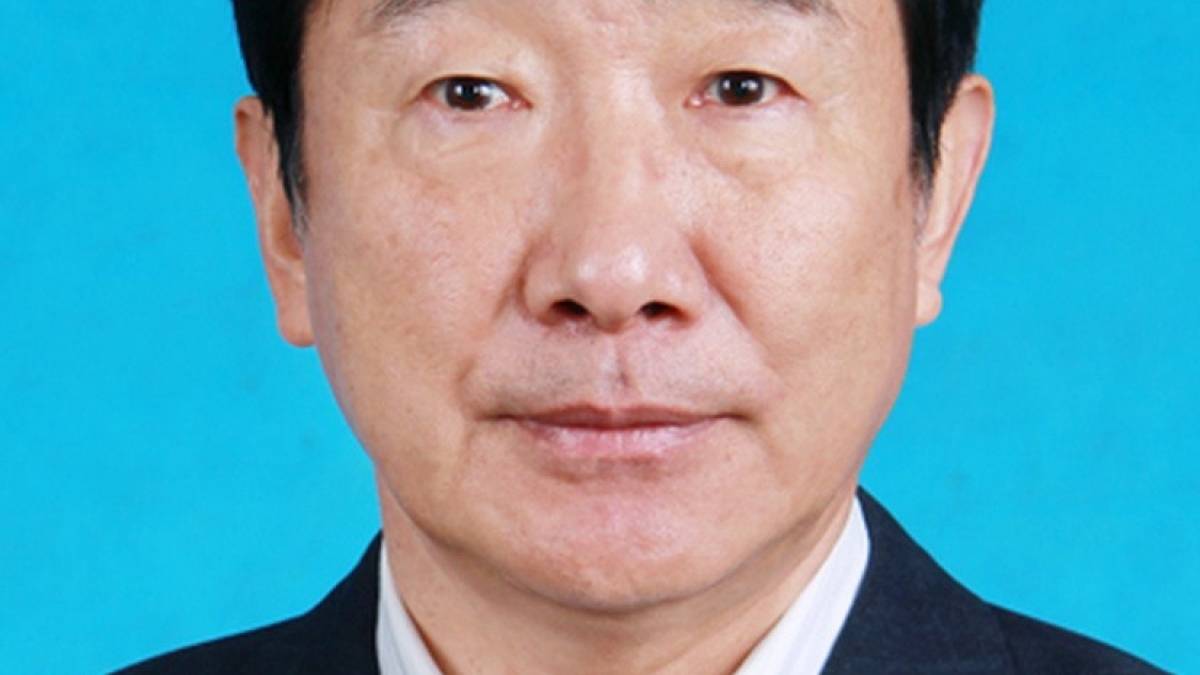 开蒙之灯  照我人生----邓海滨（清华附小1966届一班毕业生）