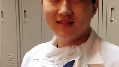 丁香花开----叶圣龙（清华附小2004届一班毕业生）