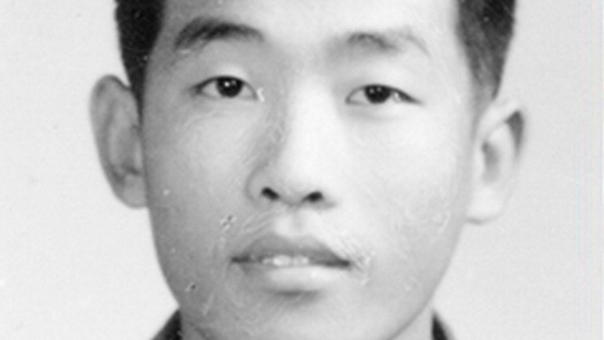 一师一事 之四----清华附小1971届李星（一班）、张宝华（二班）、刘国利（四班）、冯波（二班）