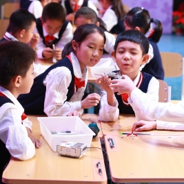 【清华附小成志教育】数科应用创新：核心素养下，工具撬动的课堂探索