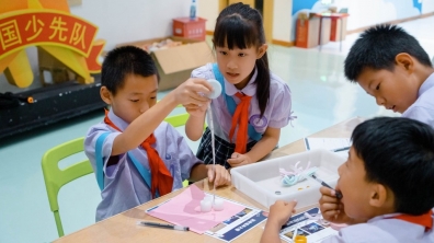 【成志教育100+10】AI赋能低碳环保,点亮科技新赛道